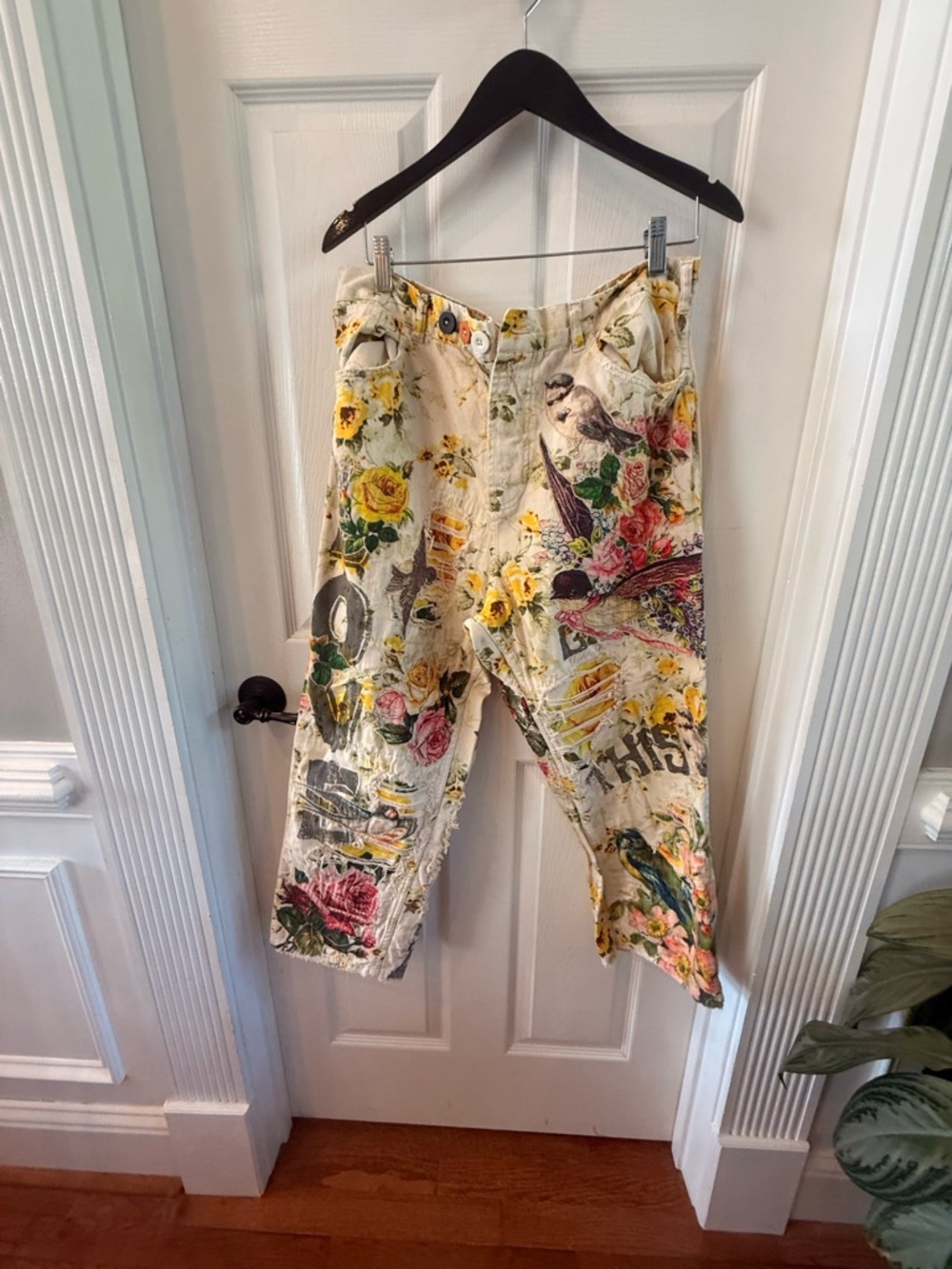 Magnolia Pearl Floral & Bird Print Distressed Cargo Pants - Cream
